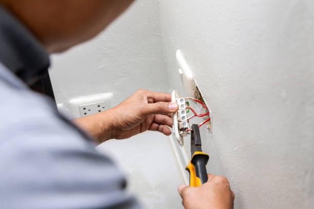Best Electrical Troubleshooting Services  in Clinton, LA